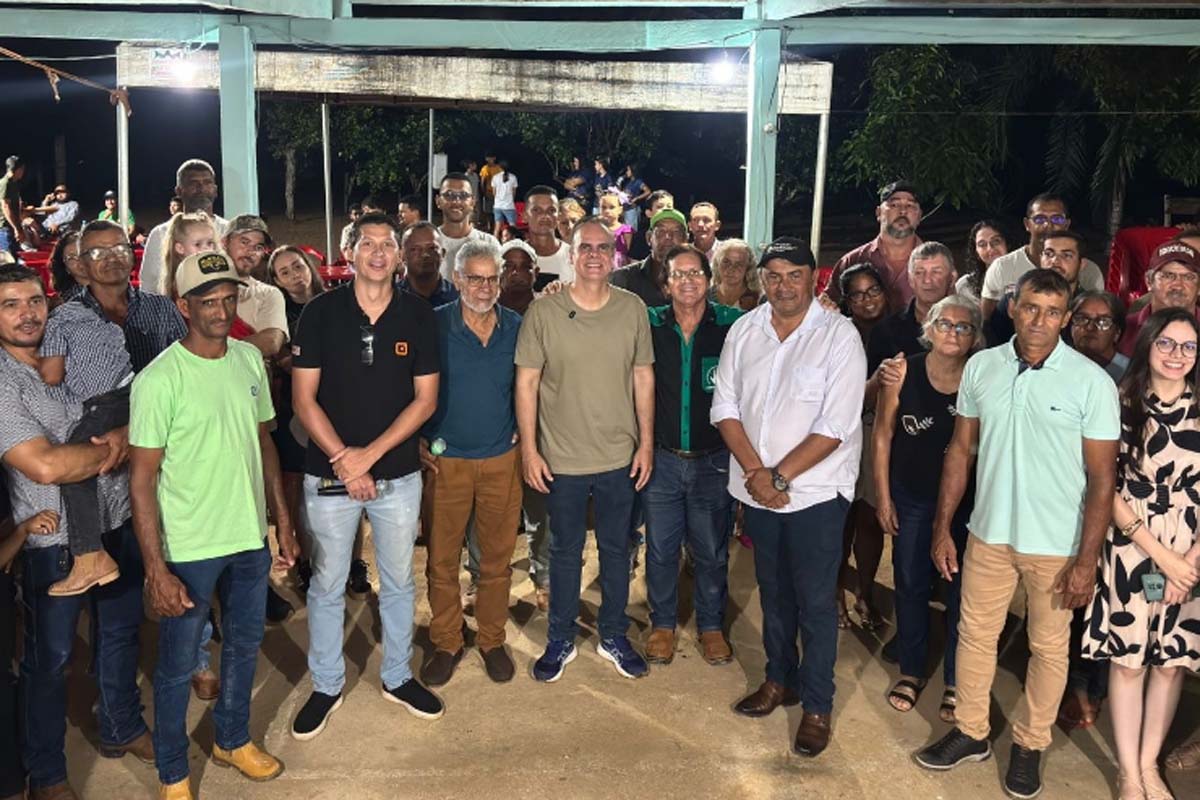 Alan Queiroz viabiliza equipamentos para o município de Monte Negro