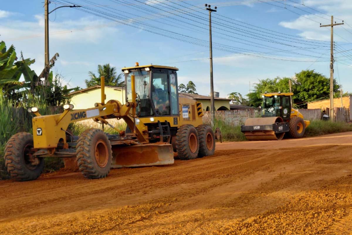 Prefeitura intensifica ações de infraestrutura em diversos pontos da cidade 