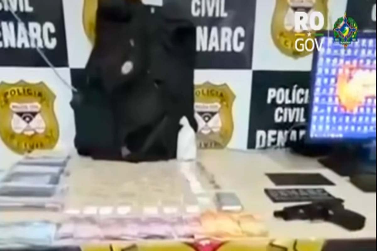 Polícia Civil apreende mais de 120 porções de drogas em ação do Denarc