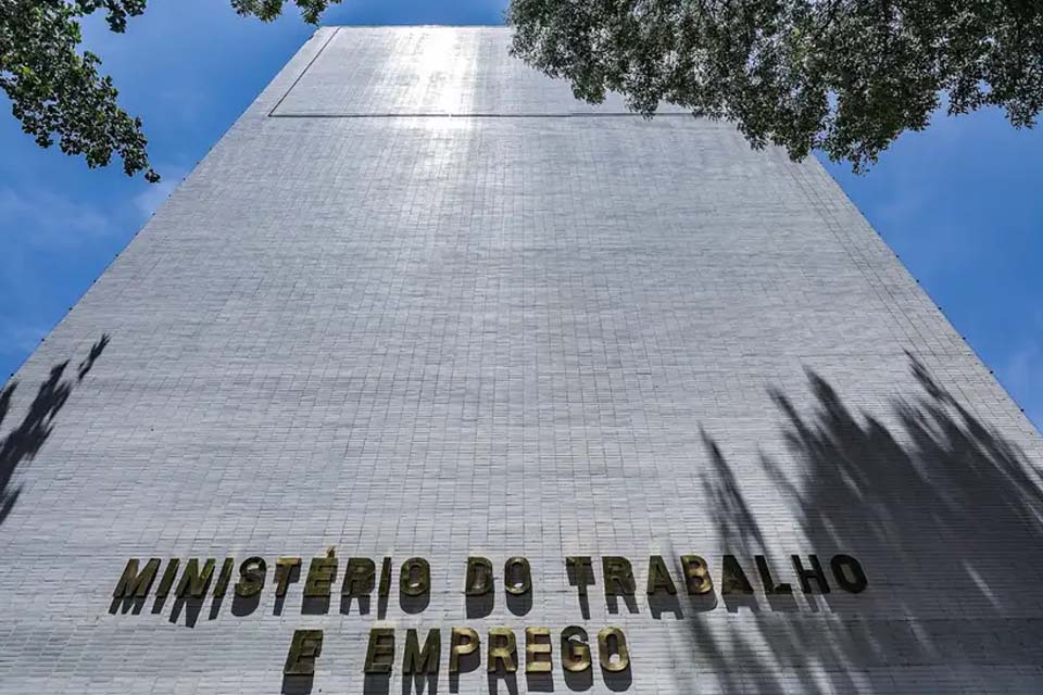 Secretário-executivo do Ministério da Previdência tem prisão decretada