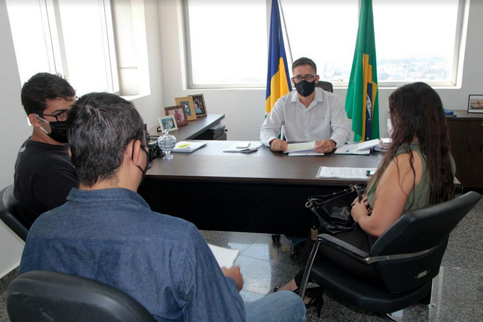 Deputado Anderson Pereira declara apoio aos servidores da Caerd na luta para manter seus empregos