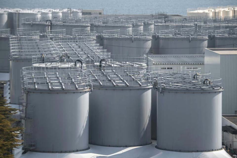 Japão aprova despejo de água contaminada de Fukushima no oceano