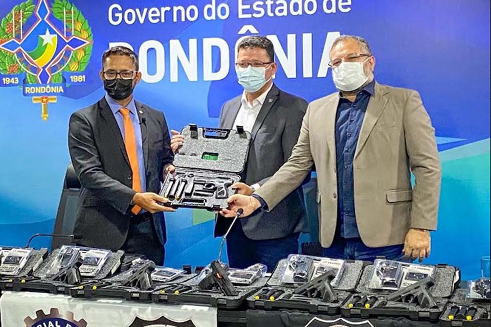 Parceria entre governo e deputado Anderson Pereira garante maior aquisição de armas da história da Polícia Penal de Rondônia