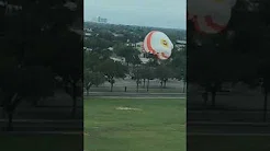 Avião abre para-quedas após pouso de emergência 