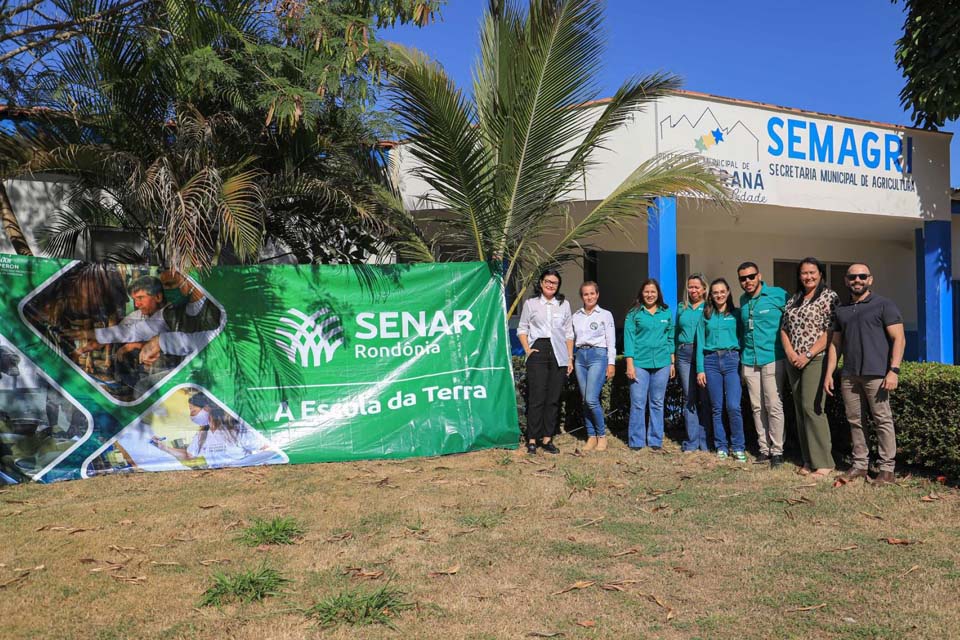 Semagri e Senar realizam entrevista com inscritos para cursos superiores técnicos