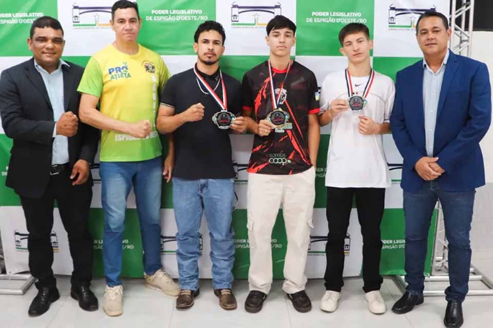 Câmara Municipal parabeniza atletas destaques na Copa Sejucel/Athena de Boxe Olímpico
