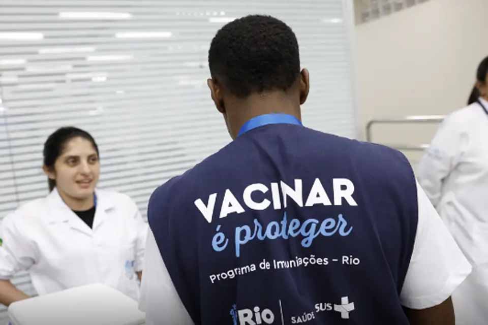 Com apenas 22% de cobertura, Rio começa vacinação volante contra gripe