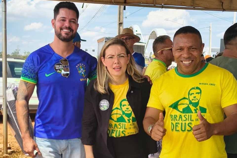 Vereadora Sofia Andrade responsabiliza aliados pelo fiasco de público no ato bolsonarista em Porto Velho