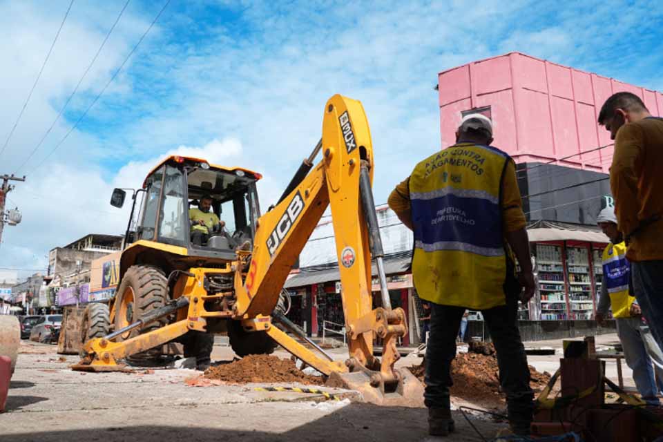 Centro de Porto Velho passa por obras de drenagem para combater alagamentos