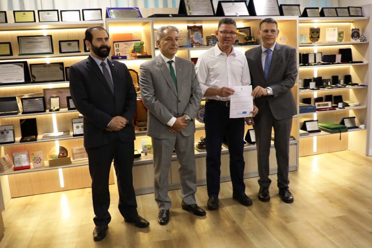 Lista tríplice para vaga de desembargador é entregue ao governador Marcos Rocha