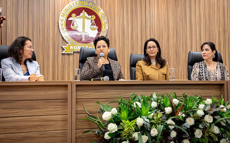 Seminário mulheridades debate gênero, raça e diversidade 