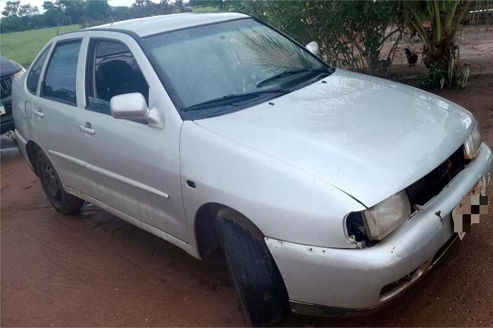 Polícia localiza veículo ligado a ataque a tiros em estabelecimento comercial