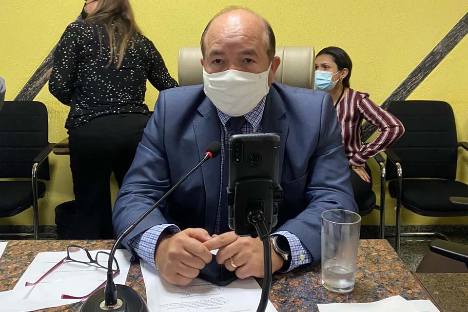 Prefeitura de Porto Velho abre frentes de serviço na zona Norte após pedidos de Edwilson Negreiros