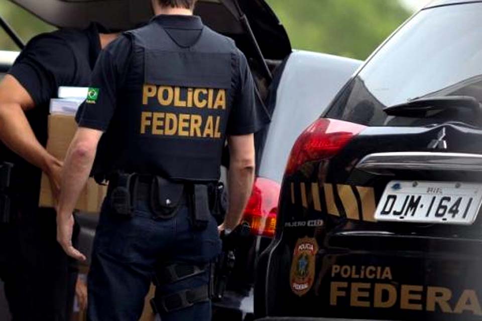 PF faz operação contra fraudes na compra de medicamentos