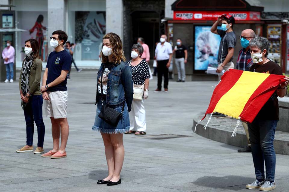 Espanha anuncia novas restrições contra a covid-19 em Madri