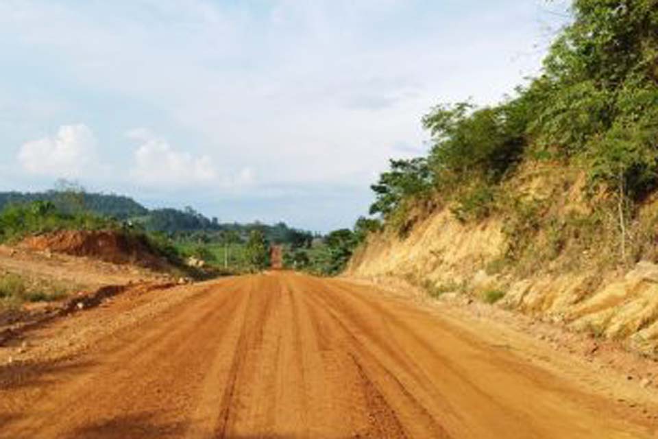 DER conclui serviços de reconformação de plataforma na Rodovia-470 que liga município ao distrito Santa Rosa