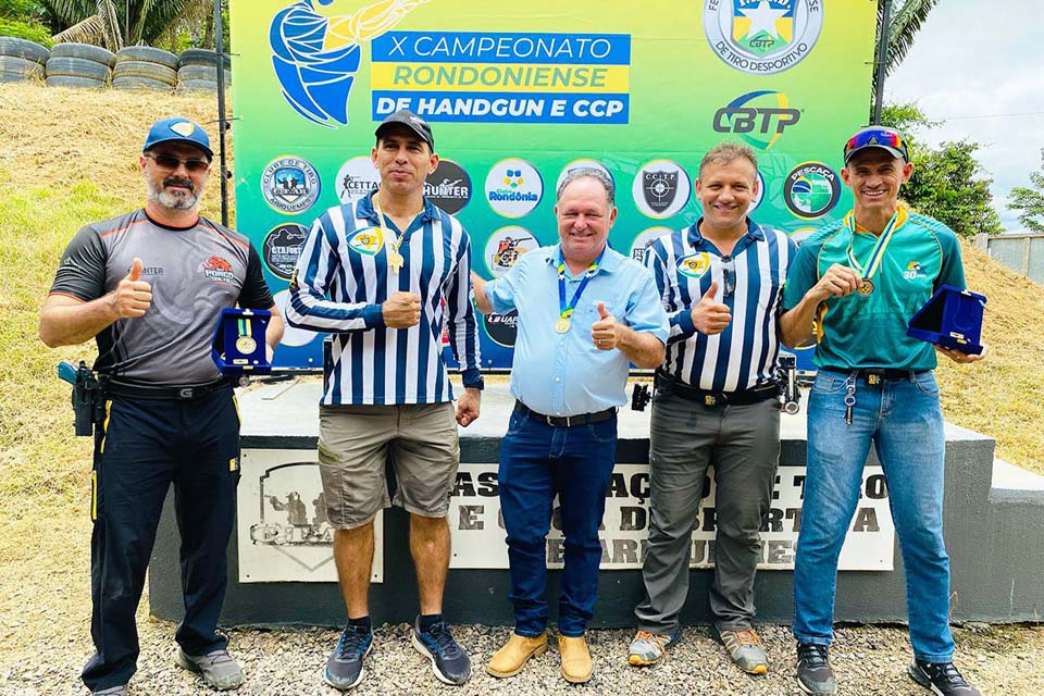 Deputado Pedro Fernandes recebe medalha Marechal Rondon do tiro desportivo de Rondônia