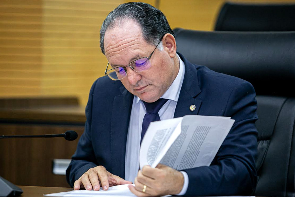 Pedro Fernandes indica criação do Refaz Ambiental para negociação de multas em Rondônia