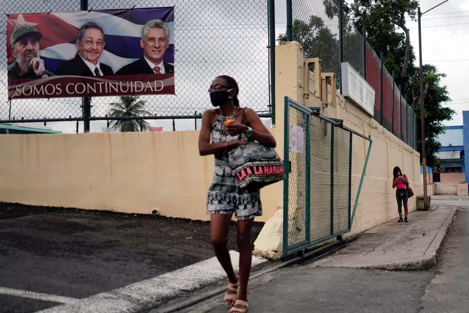 Cuba inicia congresso que deve selar fim da era Castro