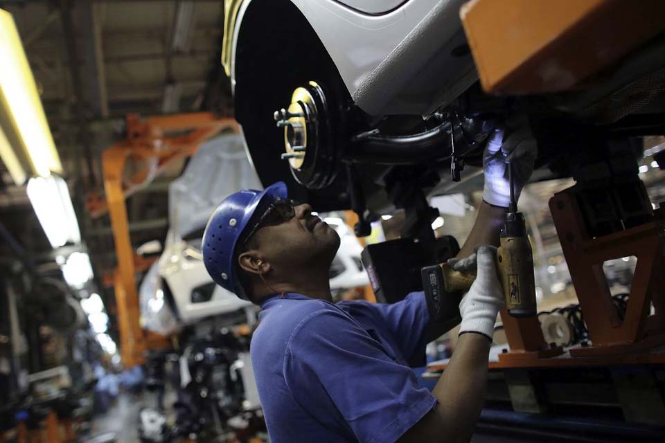 Governo reduz pela metade contribuições pagas ao Sistema S por 3 meses