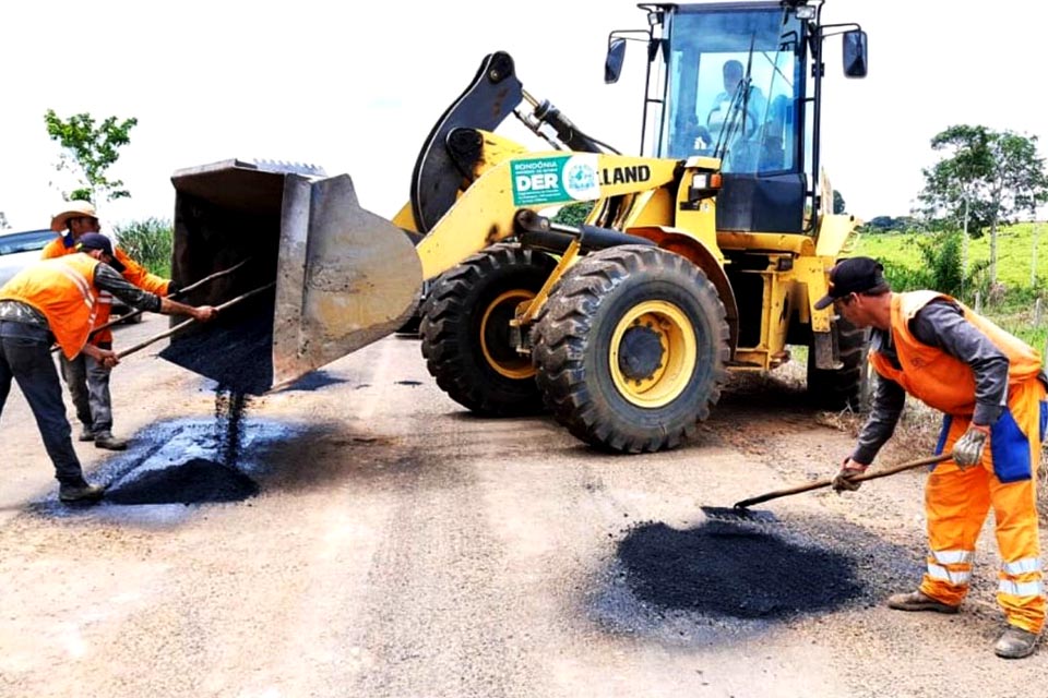 Residência Regional e Usina de Asfalto do DER trabalham com quatro frentes de serviço