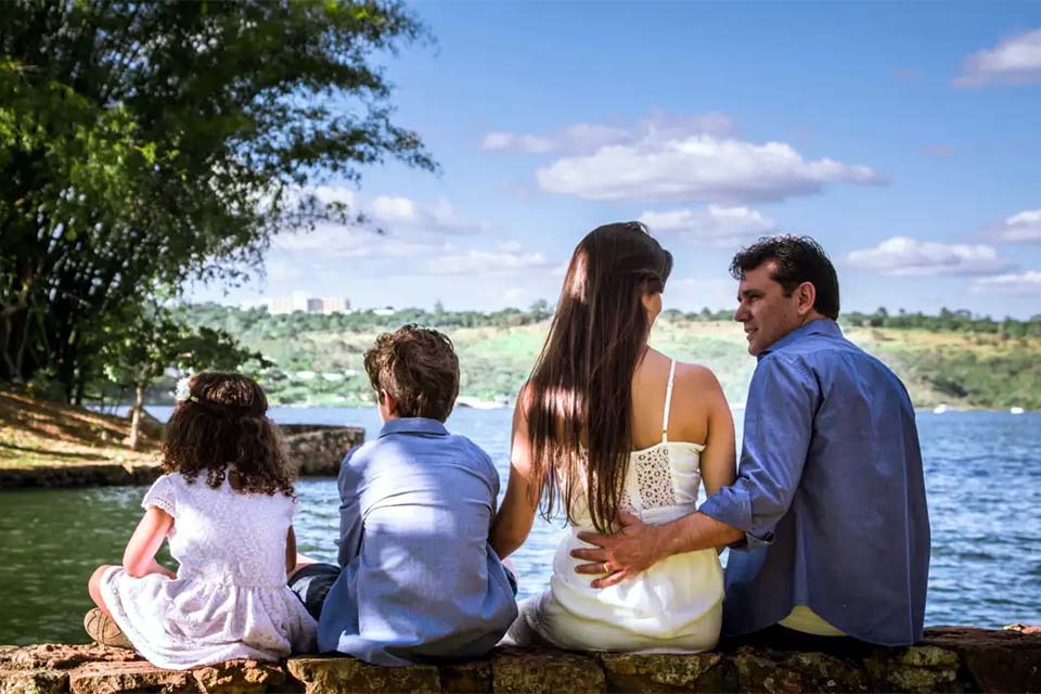 Força-tarefa define medidas para fortalecer acolhimento familiar