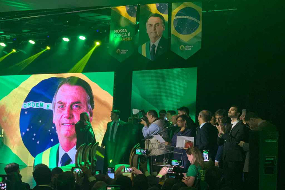 Um milionário banca o Aliança; MDB muda de comando em pouco tempo; nossa BR 364 não será duplicada 