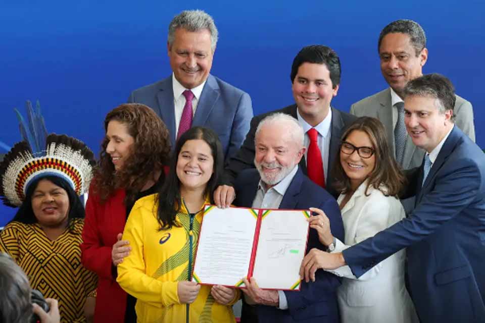 Lula envia para o Congresso projetos que criam a Unind e UFEsporte