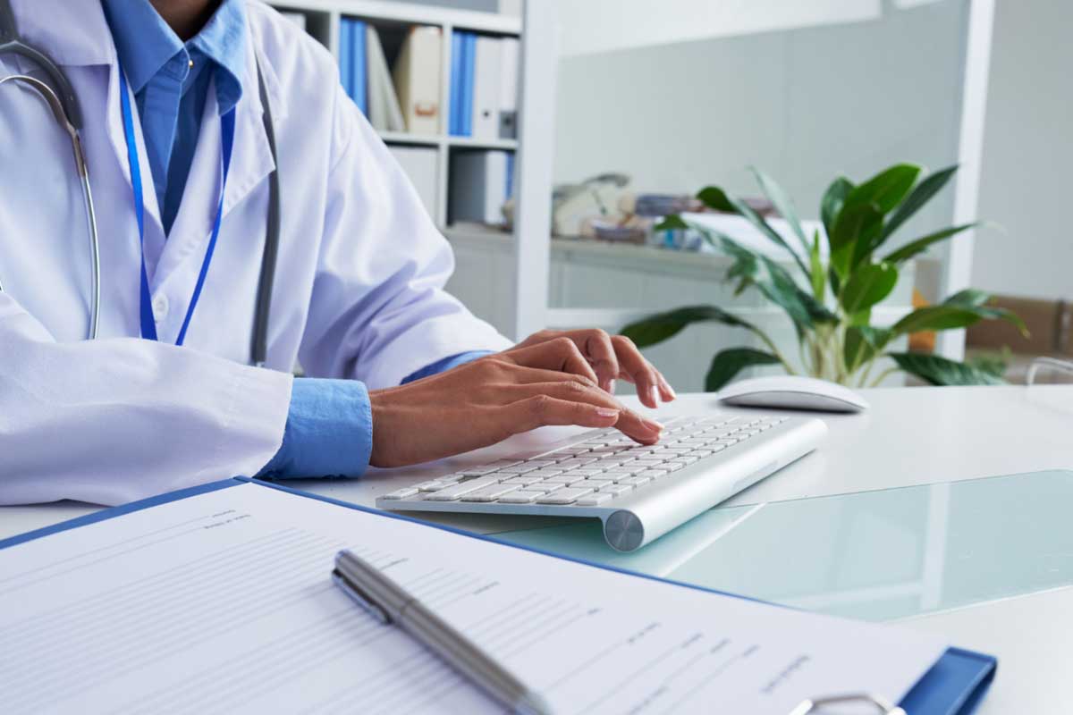 O que avaliar ao abrir e administrar um consultório médico