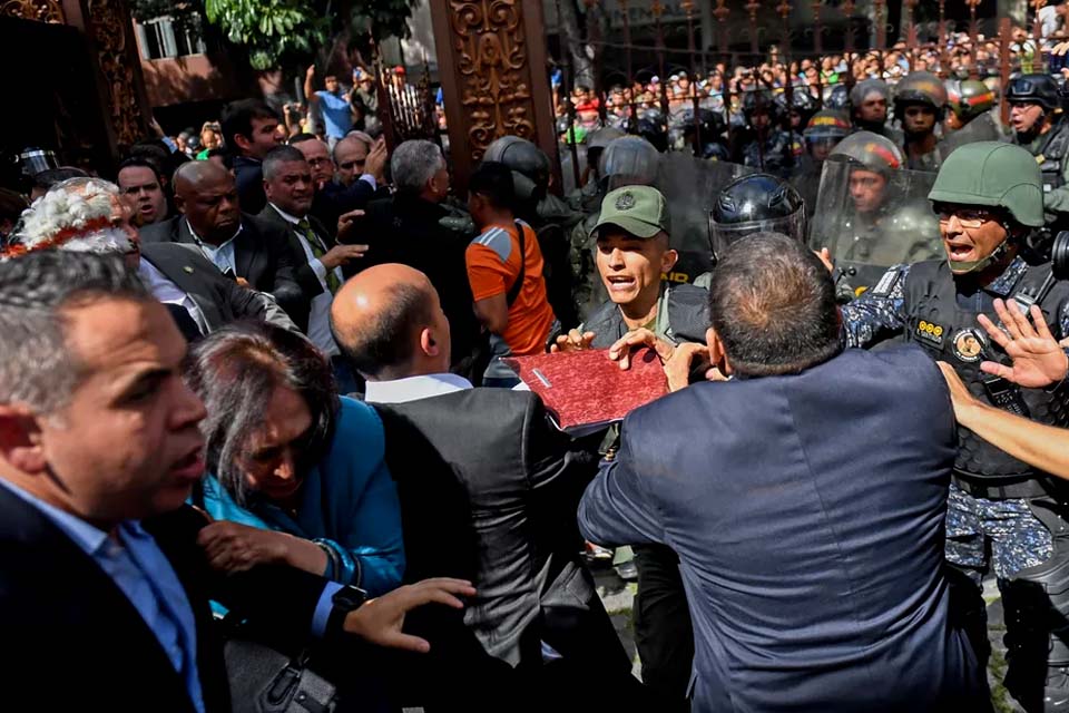 Na Venezuela, oposição denuncia desaparecimento de deputado