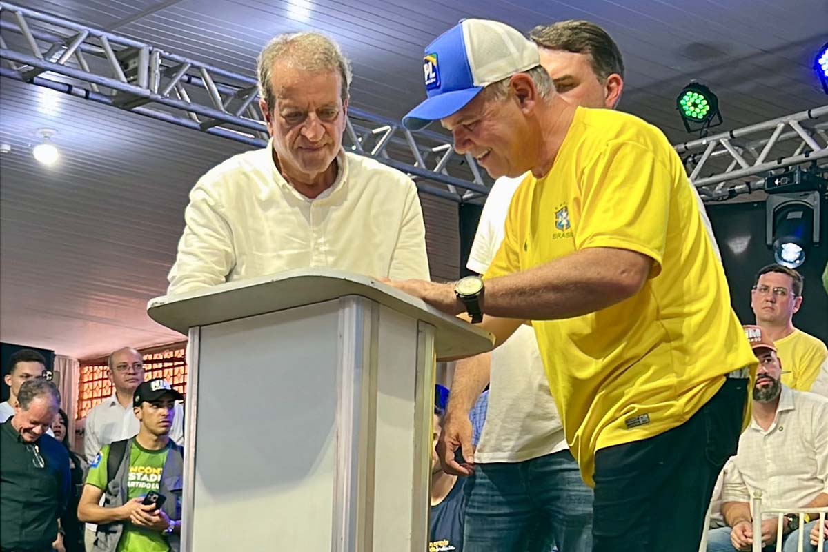 Deputado Federal Lúcio Mosquini assina filiação ao PL em evento com lideranças nacionais do partido