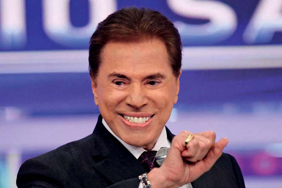 Mesmo após tomar vacina contra Covid-19, Silvio Santos ainda não pretende voltar ao SBT