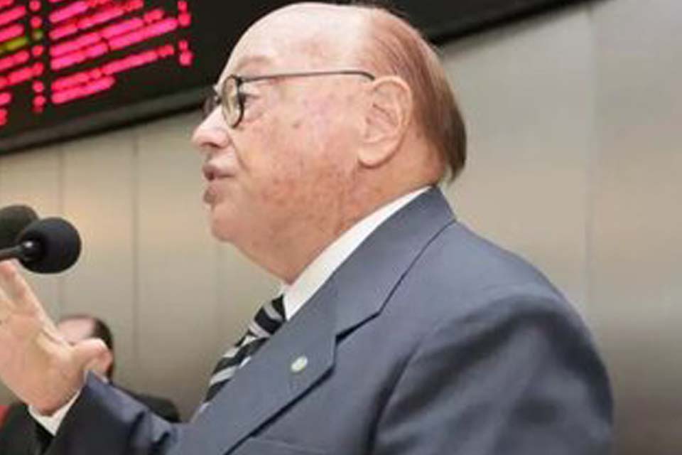 Prefeito Hildon Chaves lamenta falecimento do professor Juarez Américo do Prado