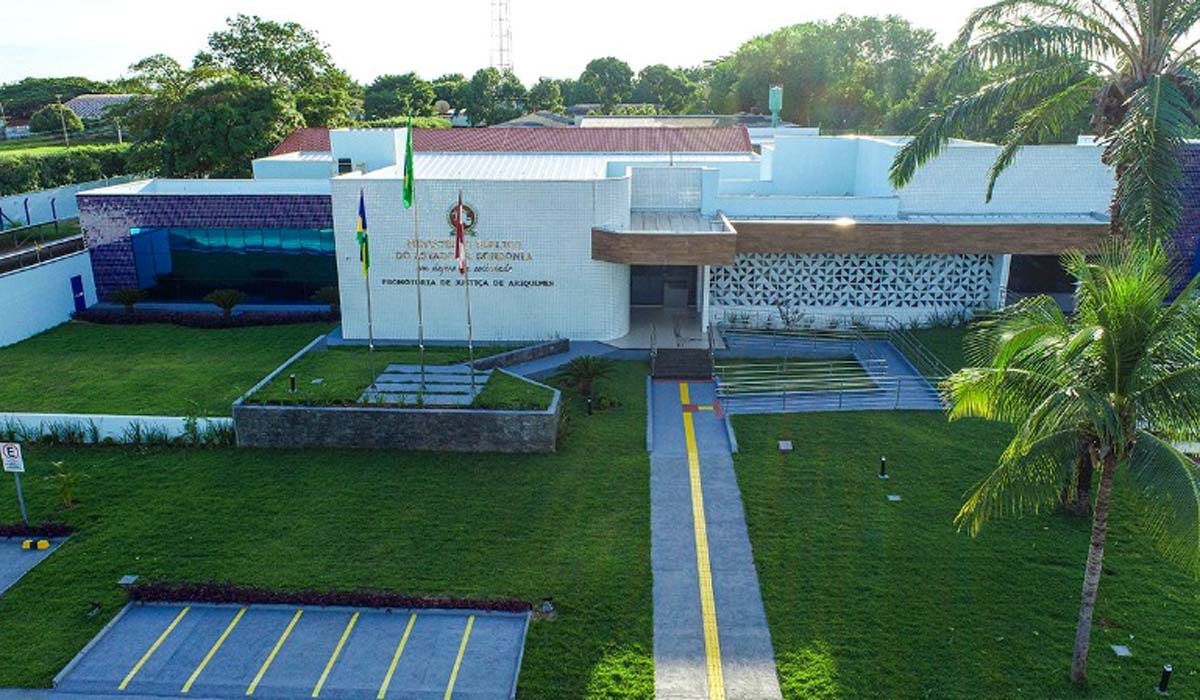 MPRO representa adolescente por matar o avô e tentar matar a avó em Ariquemes