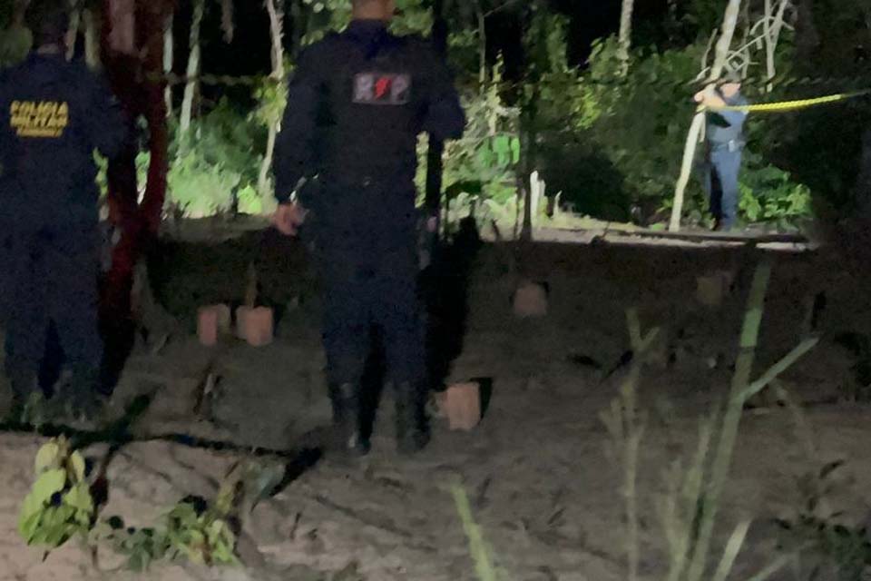 Mulher é executada a tiros em área de mata na zona sul