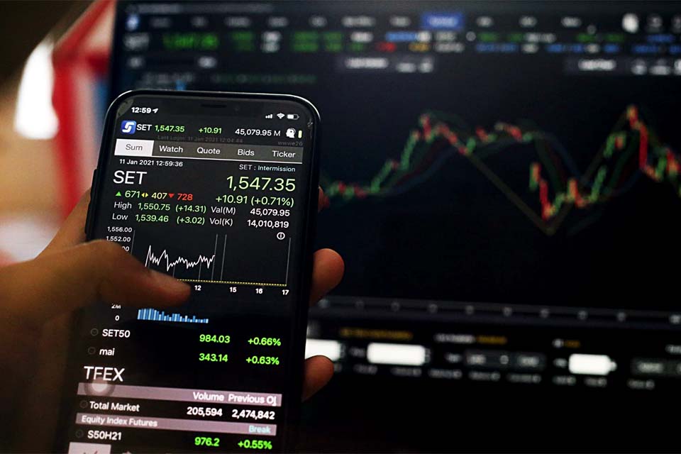 Mercado financeiro eleva projeção da inflação de 5,39% para 5,48%