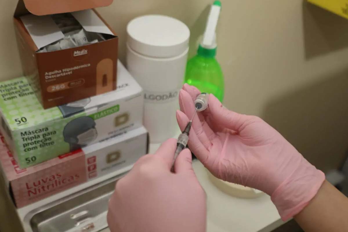 Diretrizes para imunobiológicos e prorrogação da vacinação contra influenza são apresentadas em reunião da CIB