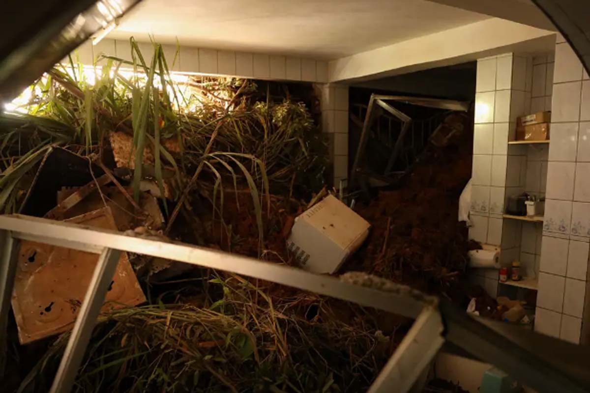 Chuvas fortes deixam 64 mortos em Juiz de Fora e Ubá