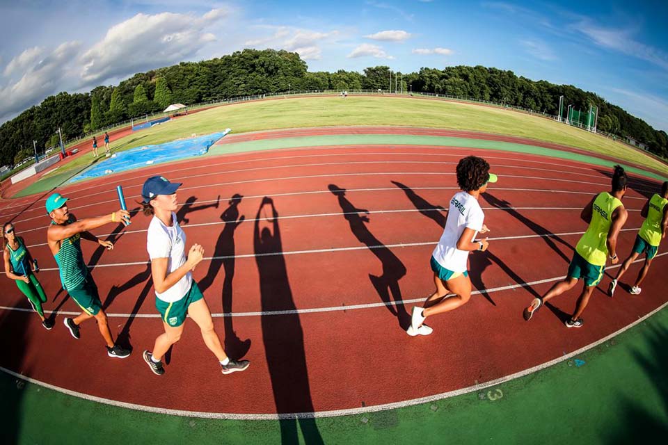 Novo revezamento 4x100m misto se prepara para intrigar Tóquio