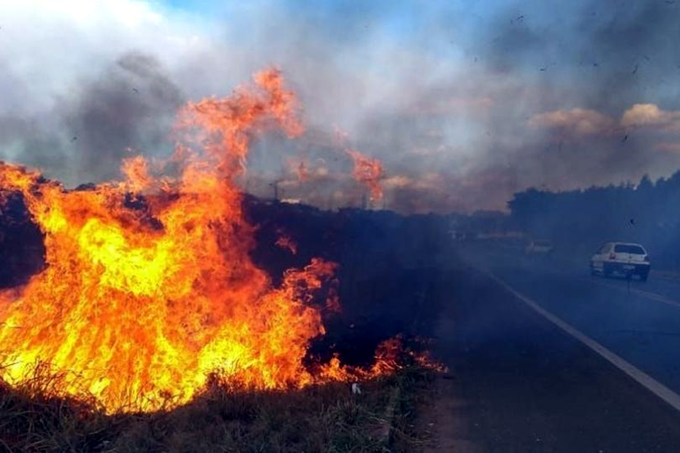 De um ano pra cá, fogo e fumaça tiveram aumento de mais de 160% em Rondônia; Expovel terá outro nome; e cavalgada não permitirá veículos nem bebedeira