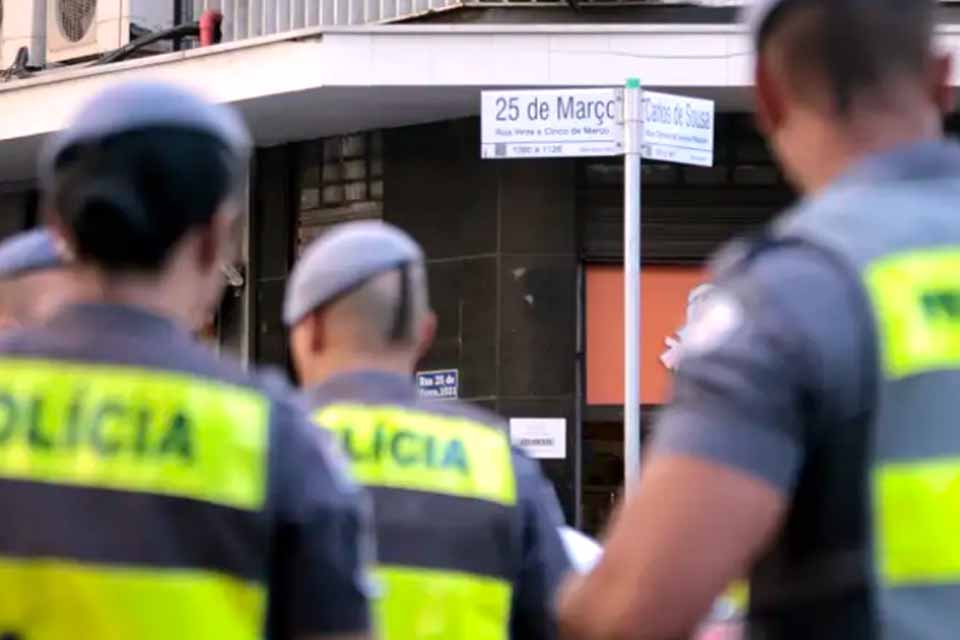 Pirataria é fiscalizada e combatida, dizem lojistas da 25 de Março