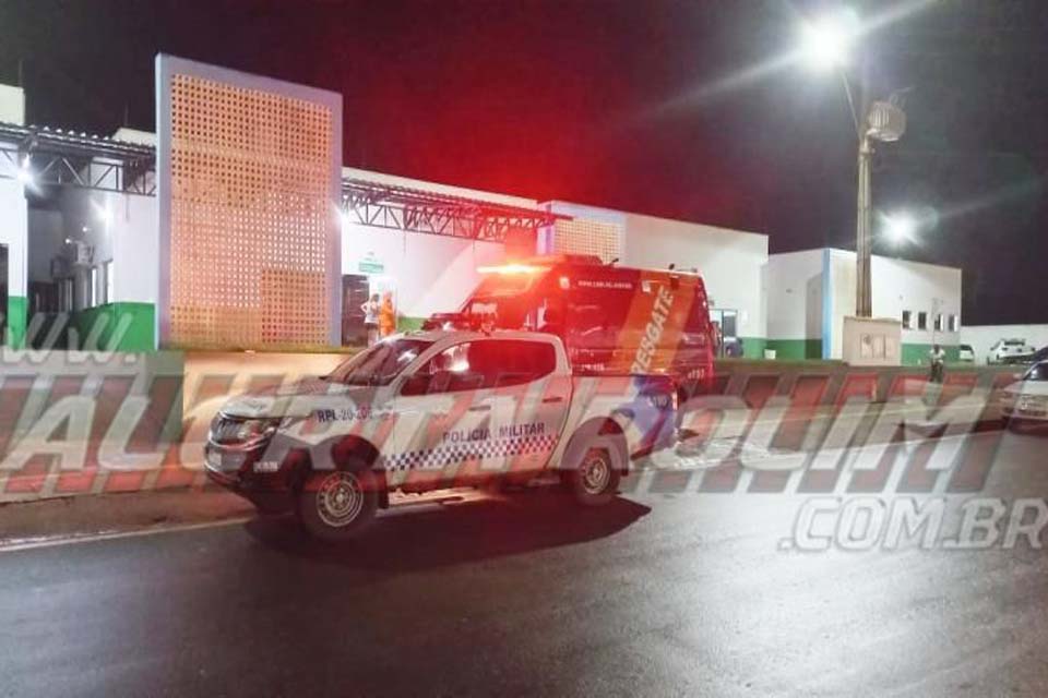 Homem é alvejado com dois tiros no pescoço em Rolim de Moura