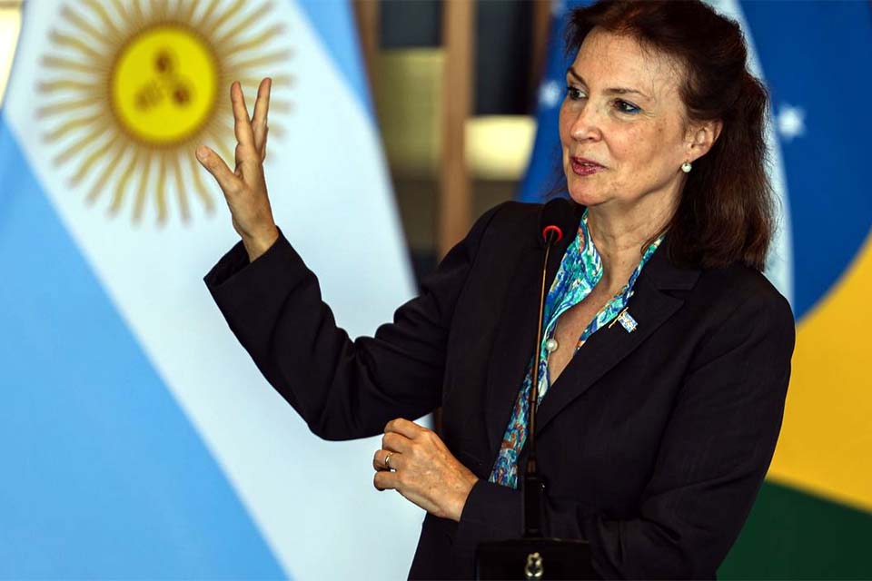 Chanceler argentina nega interferência na questão entre Brasil e o X