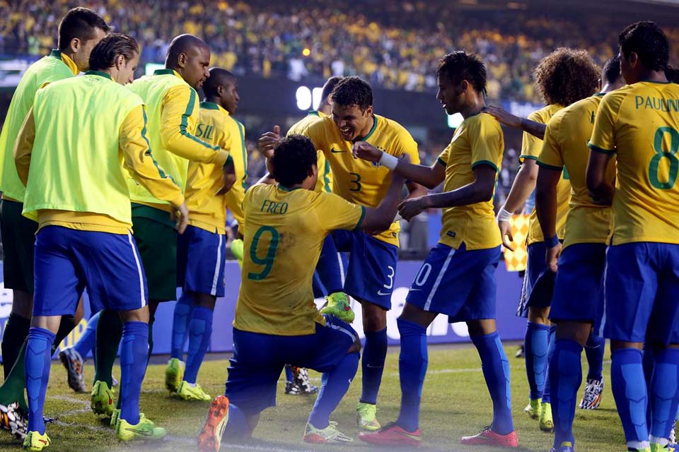 Brasil e Bolívia abrem hoje a Copa América