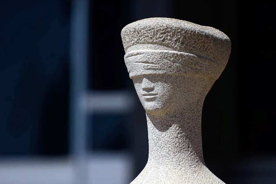 Alexandre de Moraes autoriza STF a julgar militares envolvidos no 8 de janeiro