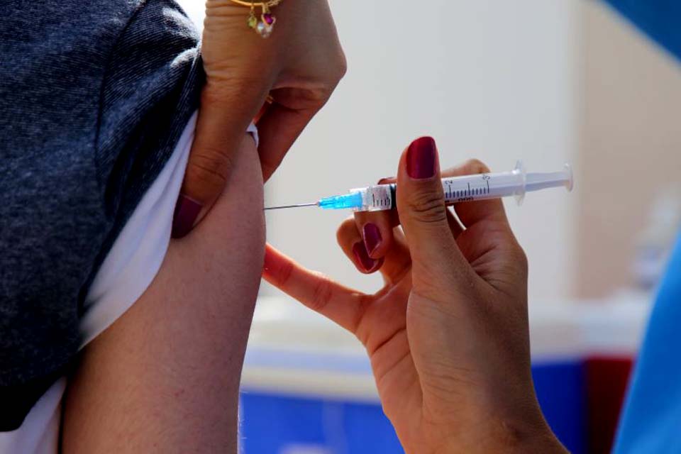 Saúde anuncia novas orientações para vacinação contra Covid-19 em Vilhena