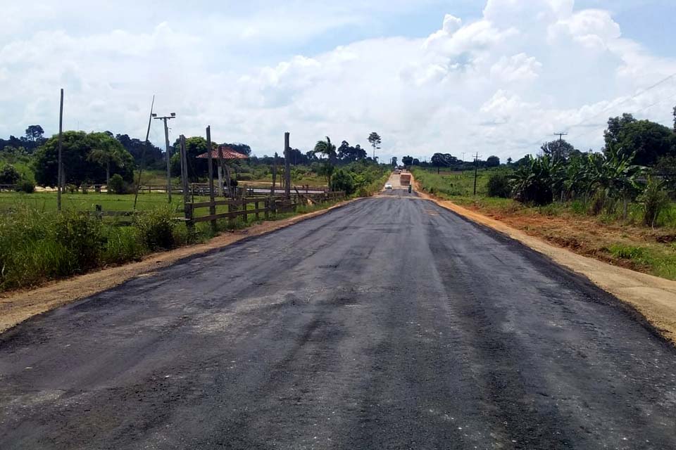 DER finaliza serviços de manutenção na rodovia 459, que liga município à BR-364