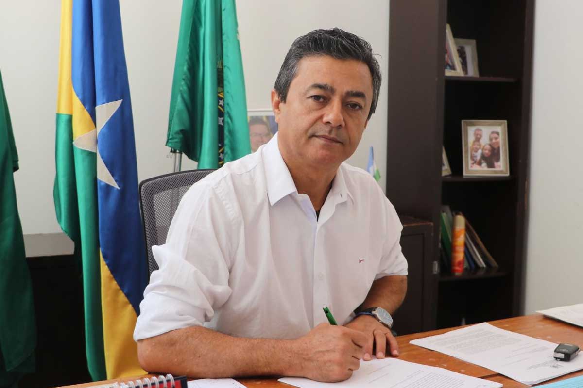 Prefeito Weliton Campos, de Espigão d’Oeste, é empossado Presidente do CINDERONDÔNIA