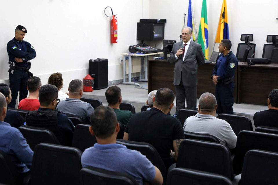 Na retomada das atividades após recesso forense, presidente do TJRO visita Fórum Geral César Montenegro