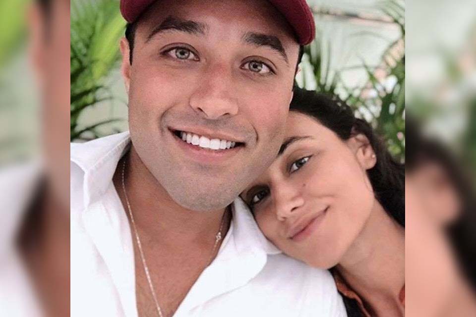 Débora Nascimento compartilha foto ao lado do irmão e web enlouquece!